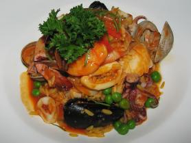 Dominikánský pokrm Arroz con Mariscos