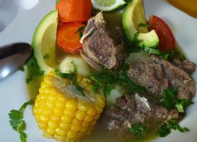 Dominikánský pokrm Sancocho
