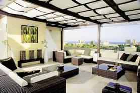 Dominikánský hotel Barcelo Santo Domingo s posezením