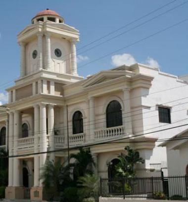 Město San Francisco de Macoris - kostel
