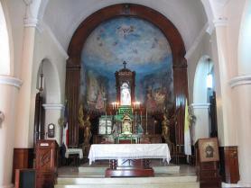 Kopec Santo Cerro - vnitřek kostela, Dominikánská republika
