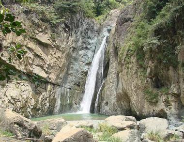 Constanza - nedaleký vodopád
